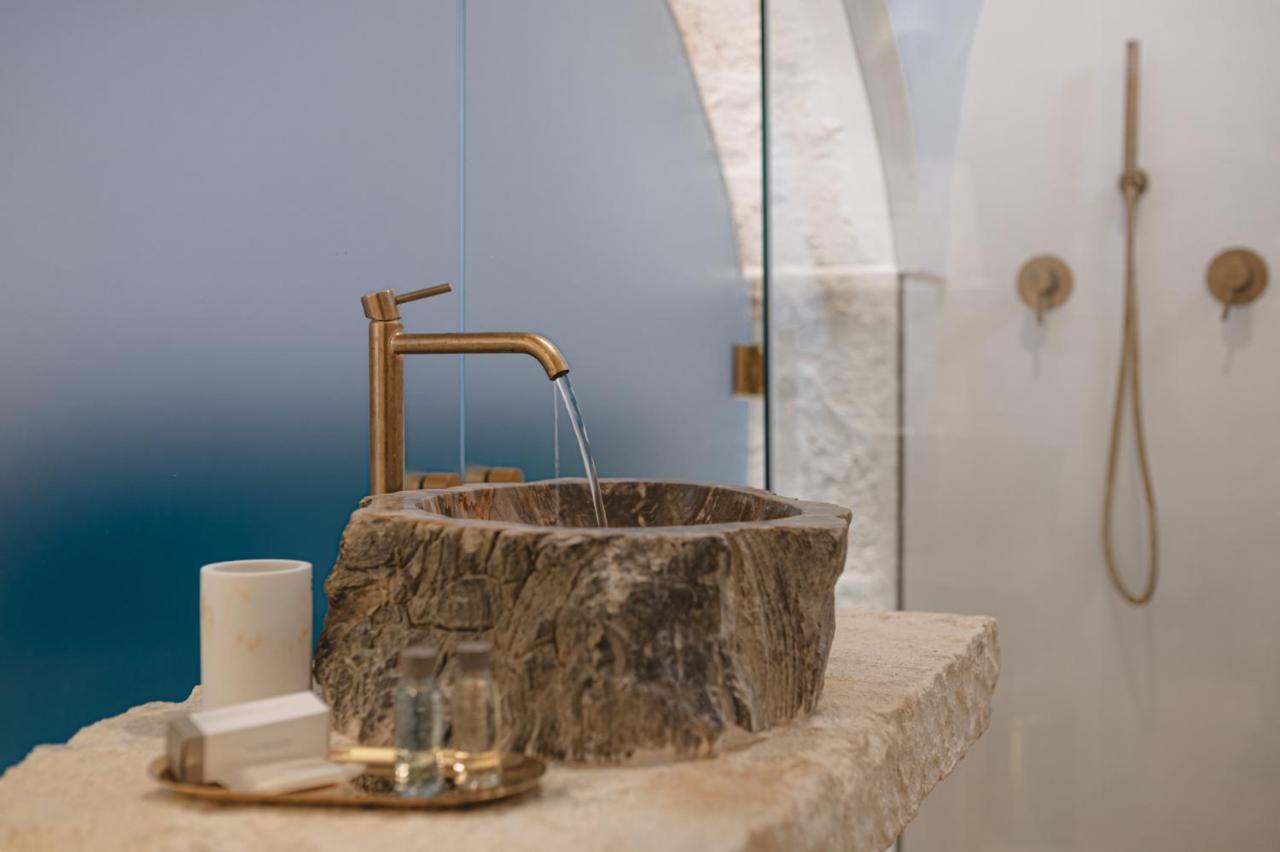فندق Aroma Luxury أوستوني المظهر الخارجي الصورة
